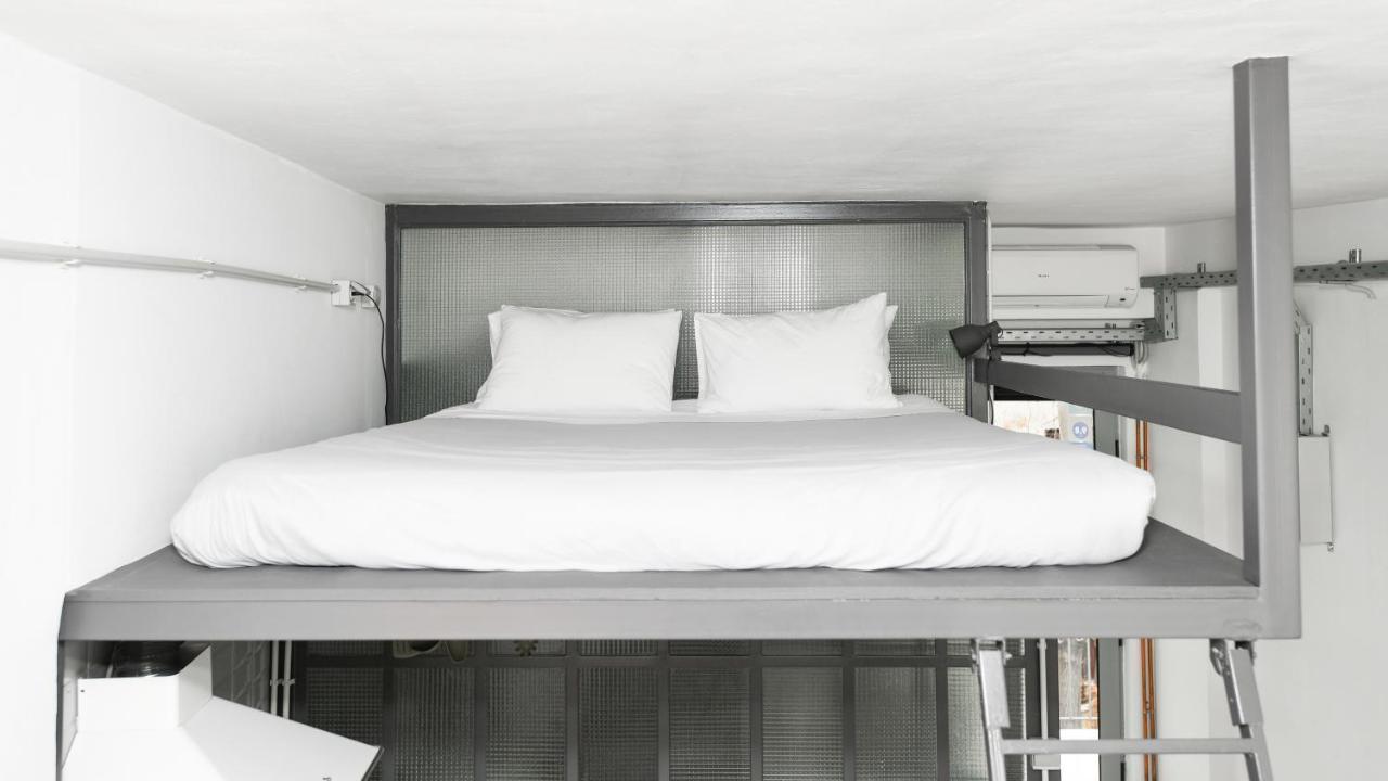 Monastiraki Factory Citycenter- Unspoiled Athens Apartments מראה חיצוני תמונה
