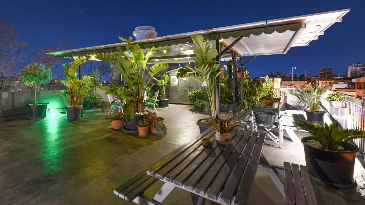Monastiraki Factory Citycenter- Unspoiled Athens Apartments מראה חיצוני תמונה