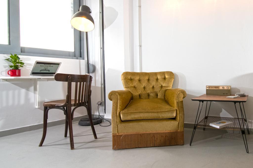 Monastiraki Factory Citycenter- Unspoiled Athens Apartments מראה חיצוני תמונה