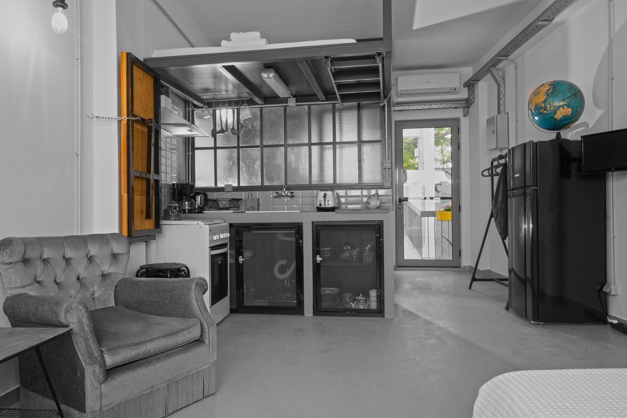 Monastiraki Factory Citycenter- Unspoiled Athens Apartments מראה חיצוני תמונה