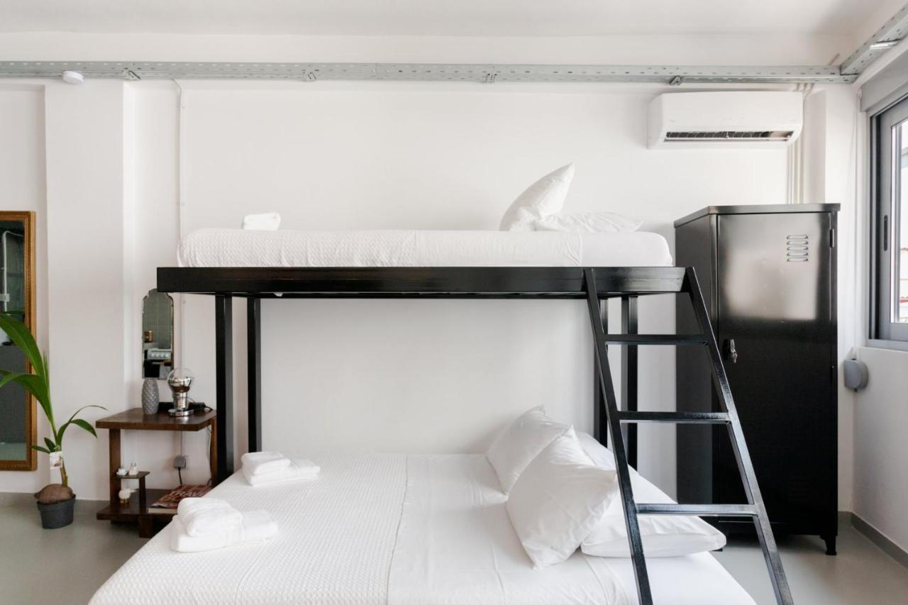 Monastiraki Factory Citycenter- Unspoiled Athens Apartments מראה חיצוני תמונה