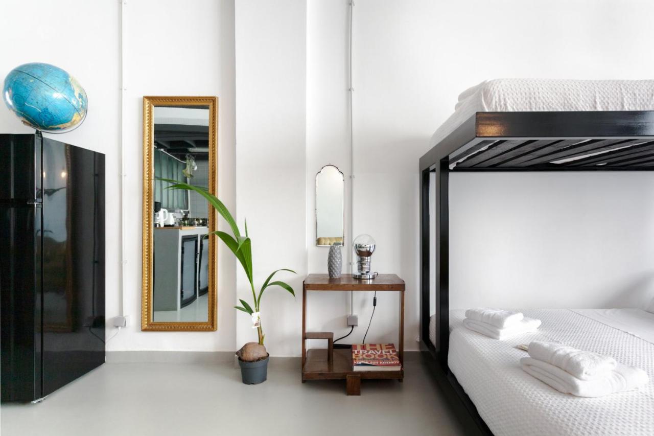 Monastiraki Factory Citycenter- Unspoiled Athens Apartments מראה חיצוני תמונה
